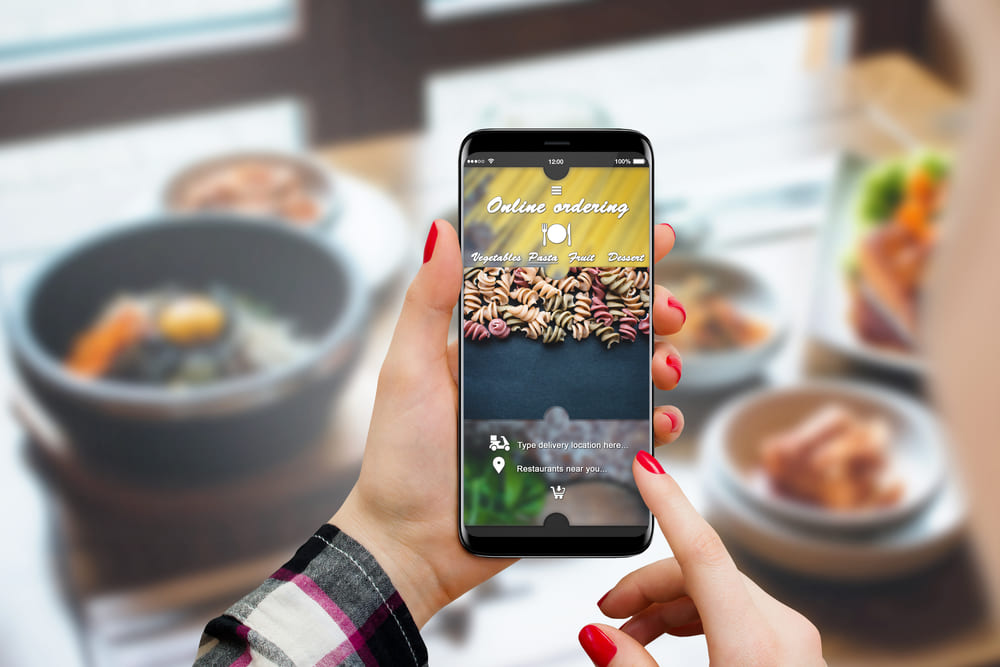 How Restaurants Can Capitalize on Mobile Users Increasing Demand for Local Content