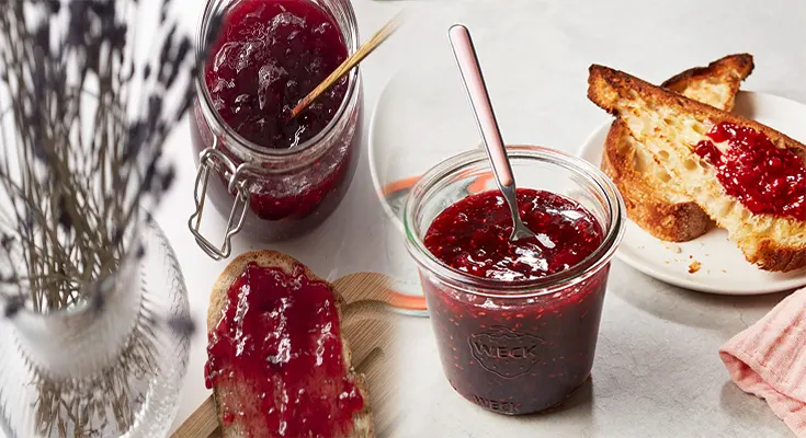 How to Start Selling Homemade Sauces and Jams